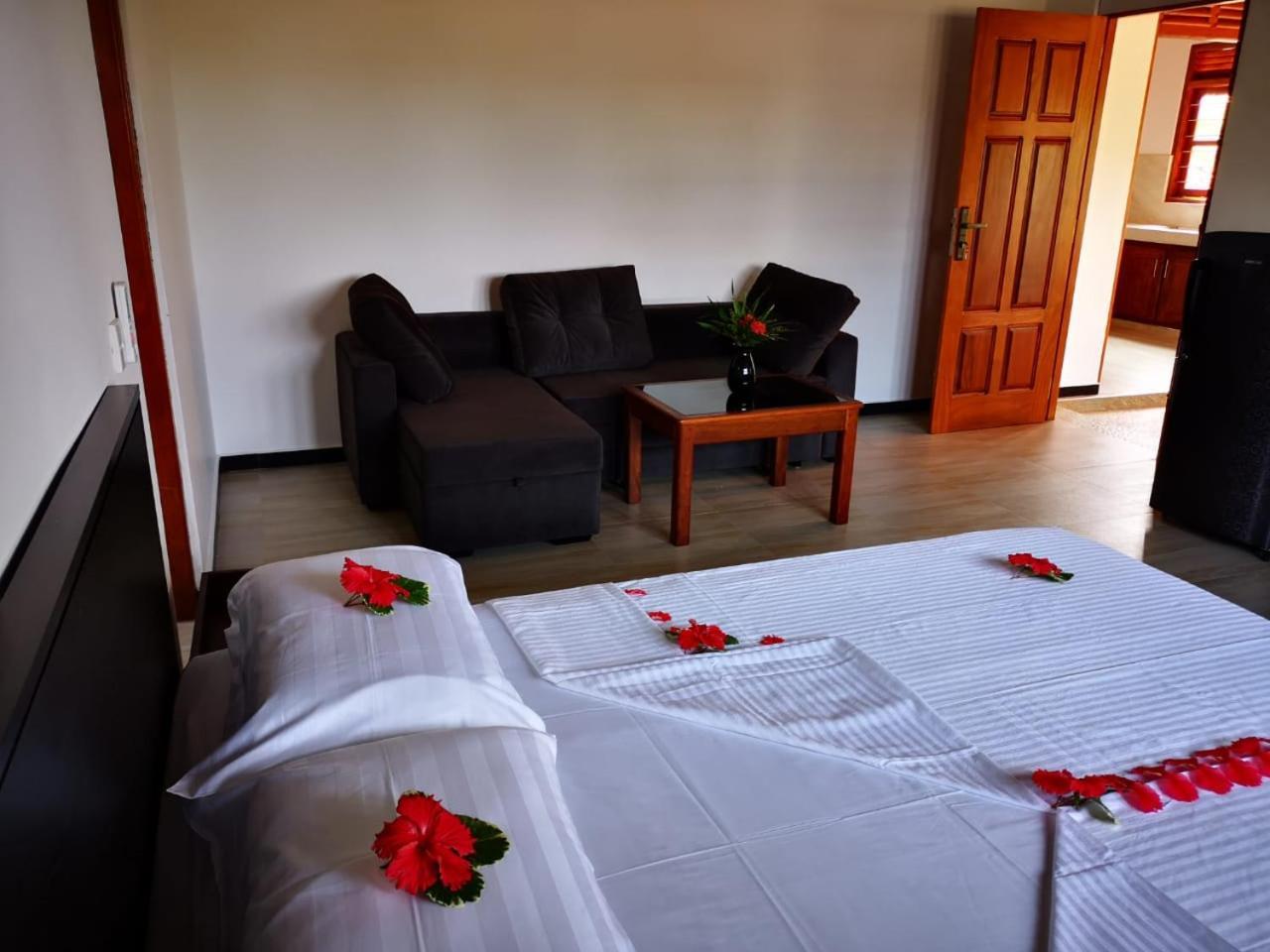 Ayurveda Centrum Lawrence Hill Paradise Hikkaduwa Exterior photo